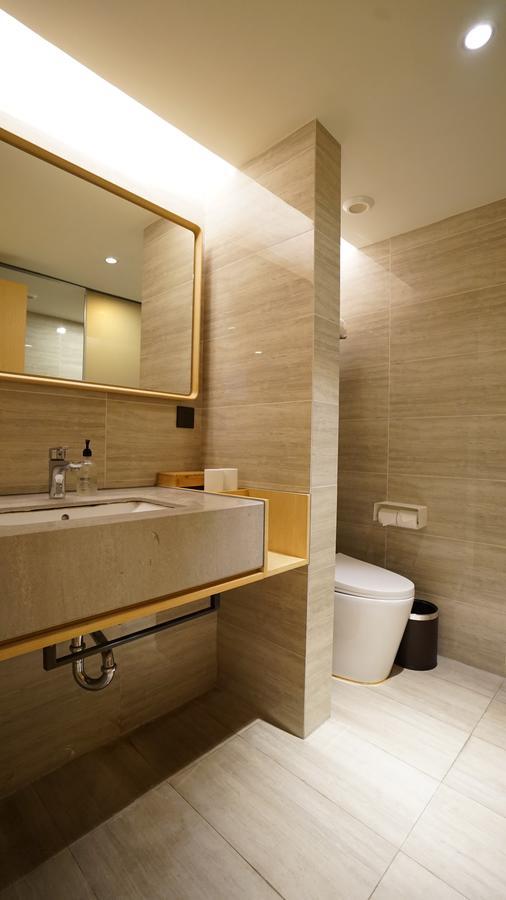 Ji Hotel Shanghai Huai Hai Экстерьер фото
